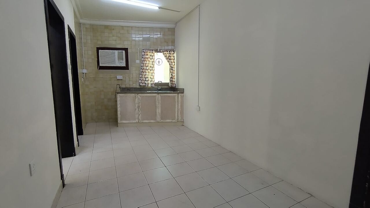 Manama, Apartments, Flats, Houses & Villas, BHD 190/year,  1 BR,  Um Al Hassam:- 1Bhk Flat On Rent With Acs & Unlimited Ewa..