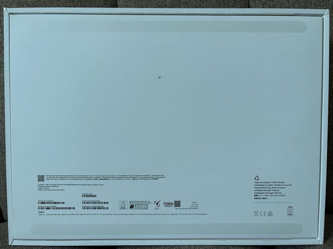 Al Rawdah, Computers, SAR 11500,  14-inch MacBook Pro (M5)