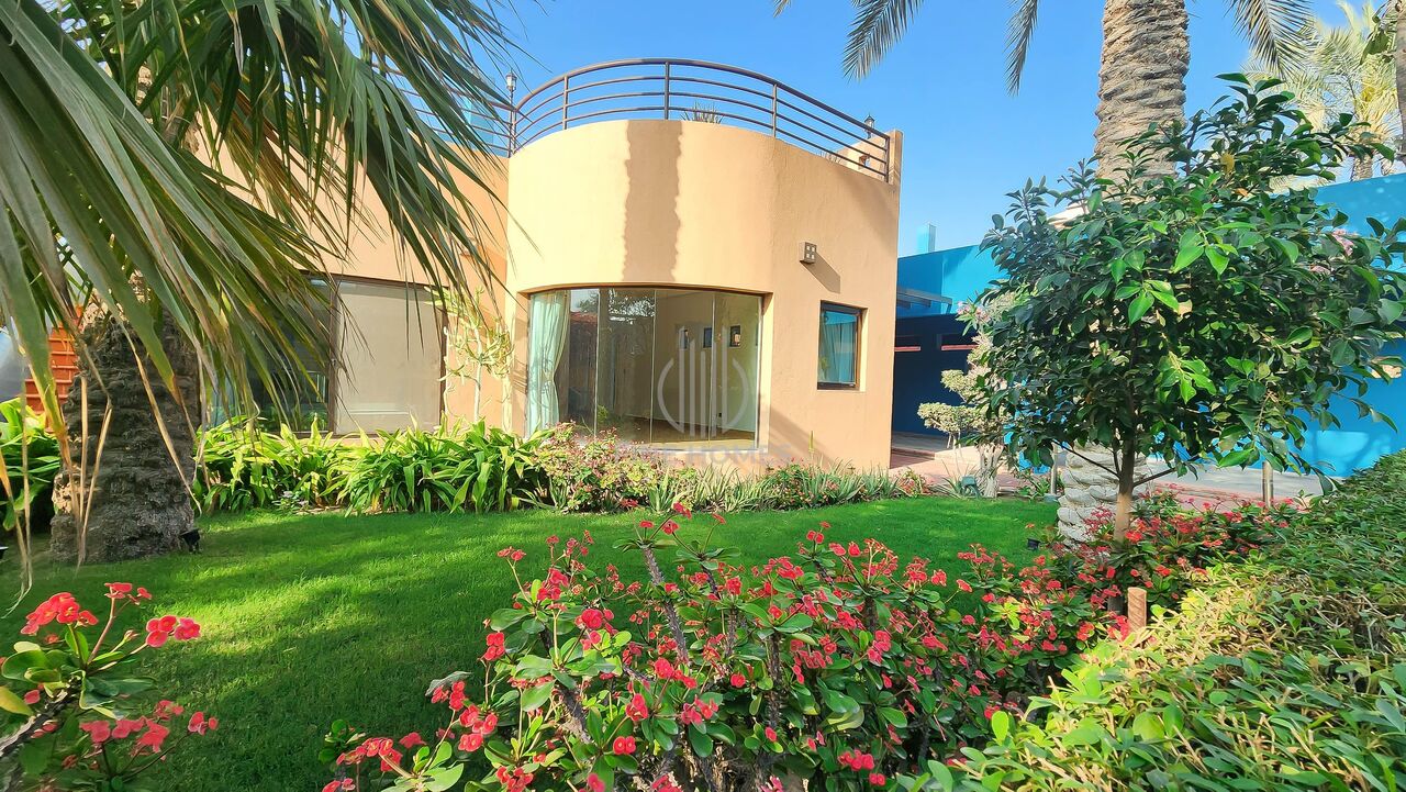 Barbar, Villas, BHD 1000,  Ample Facilities! Single Storey Compound Villa!