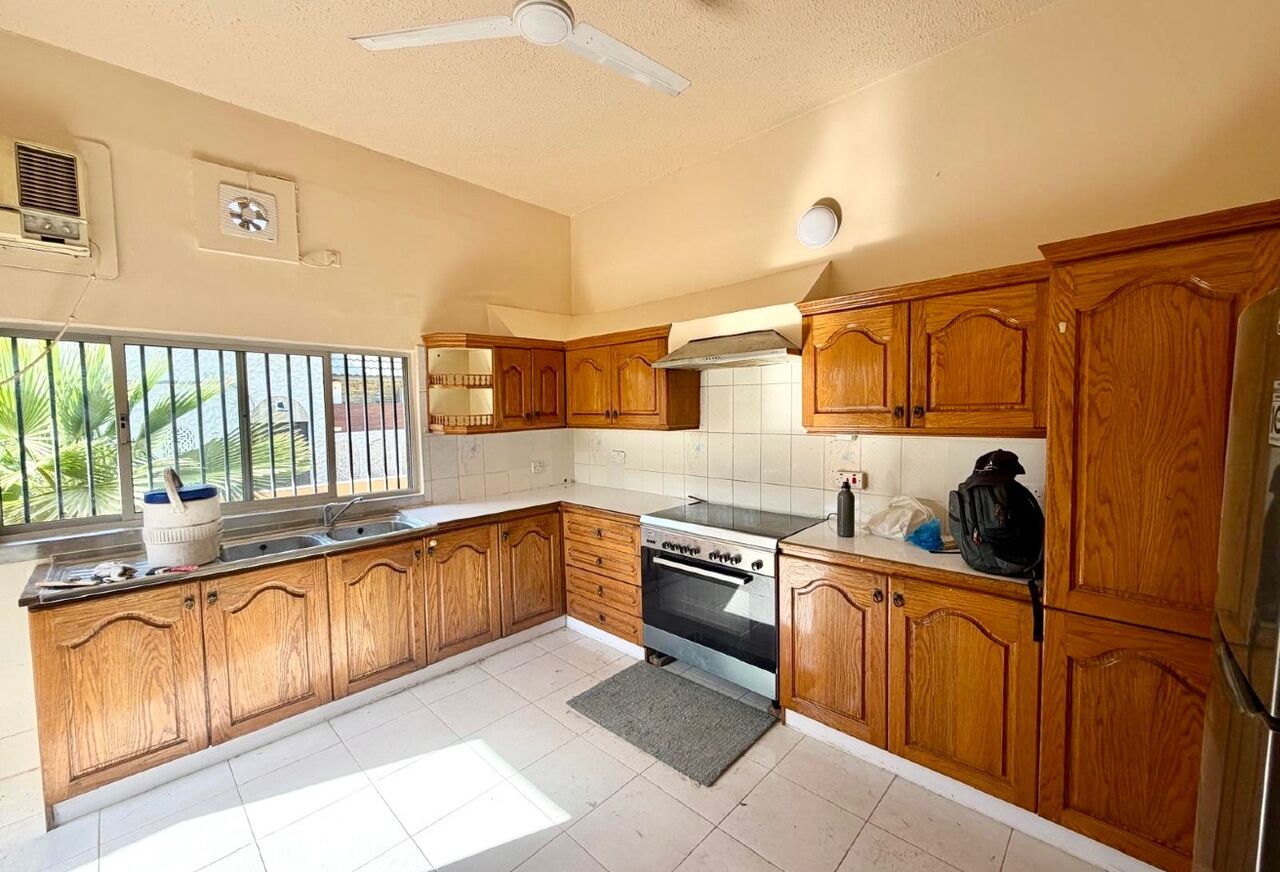 Manama, Villas, BHD 650,  PRIVATE 3BR VILLA FOR RENT | WITH GARDEN