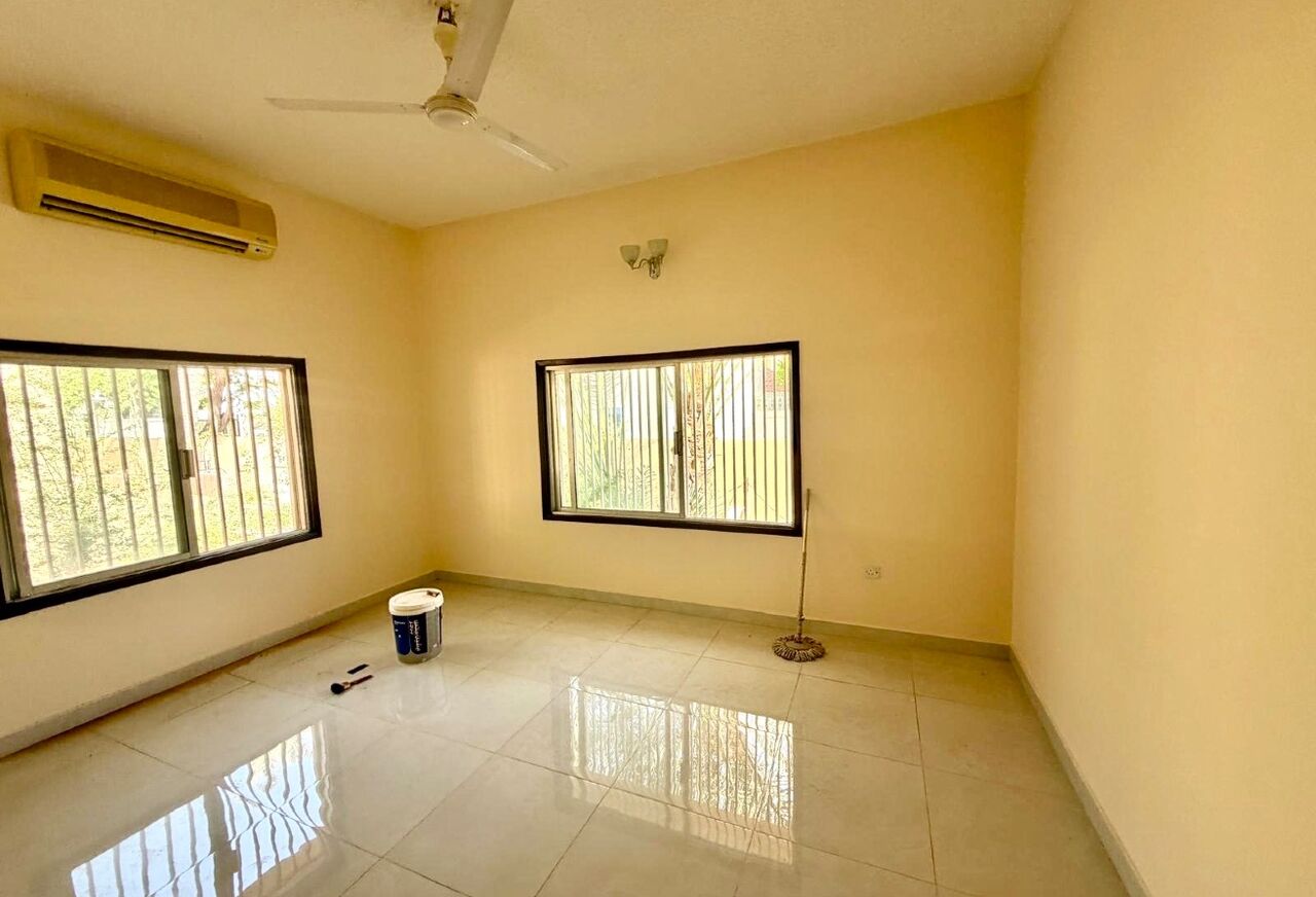 Manama, Villas, BHD 650,  PRIVATE 3BR VILLA FOR RENT | WITH GARDEN