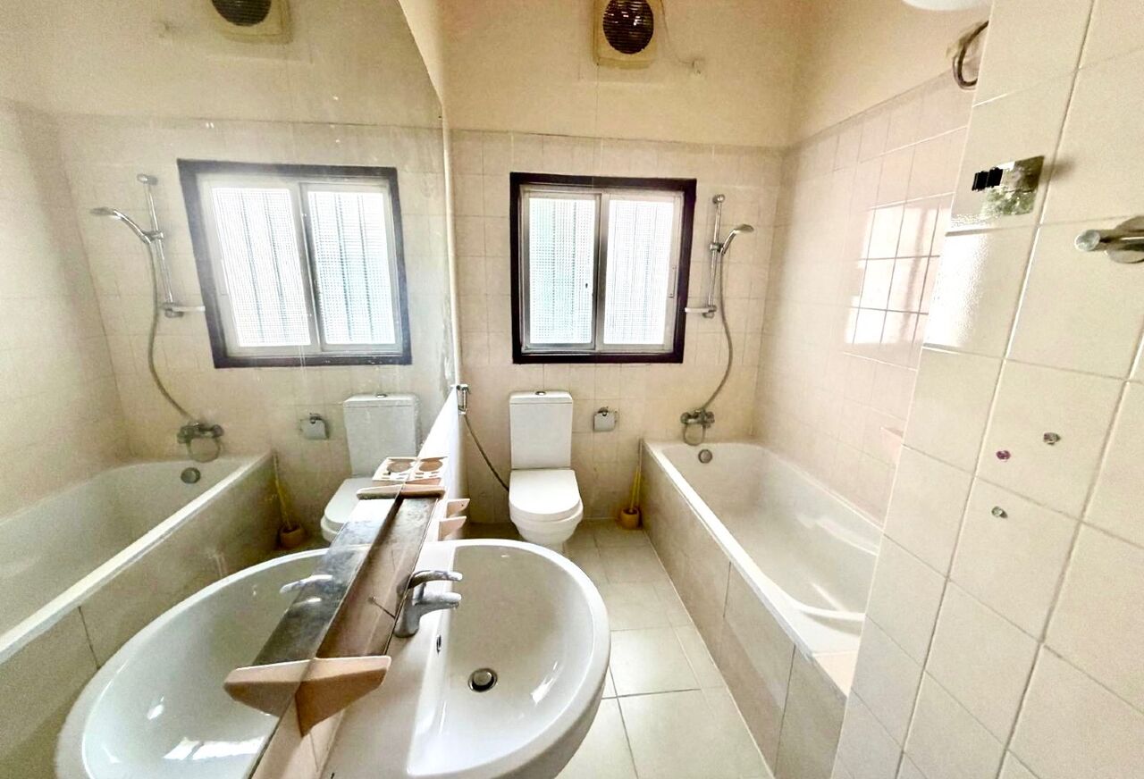 Manama, Villas, BHD 650,  PRIVATE 3BR VILLA FOR RENT | WITH GARDEN