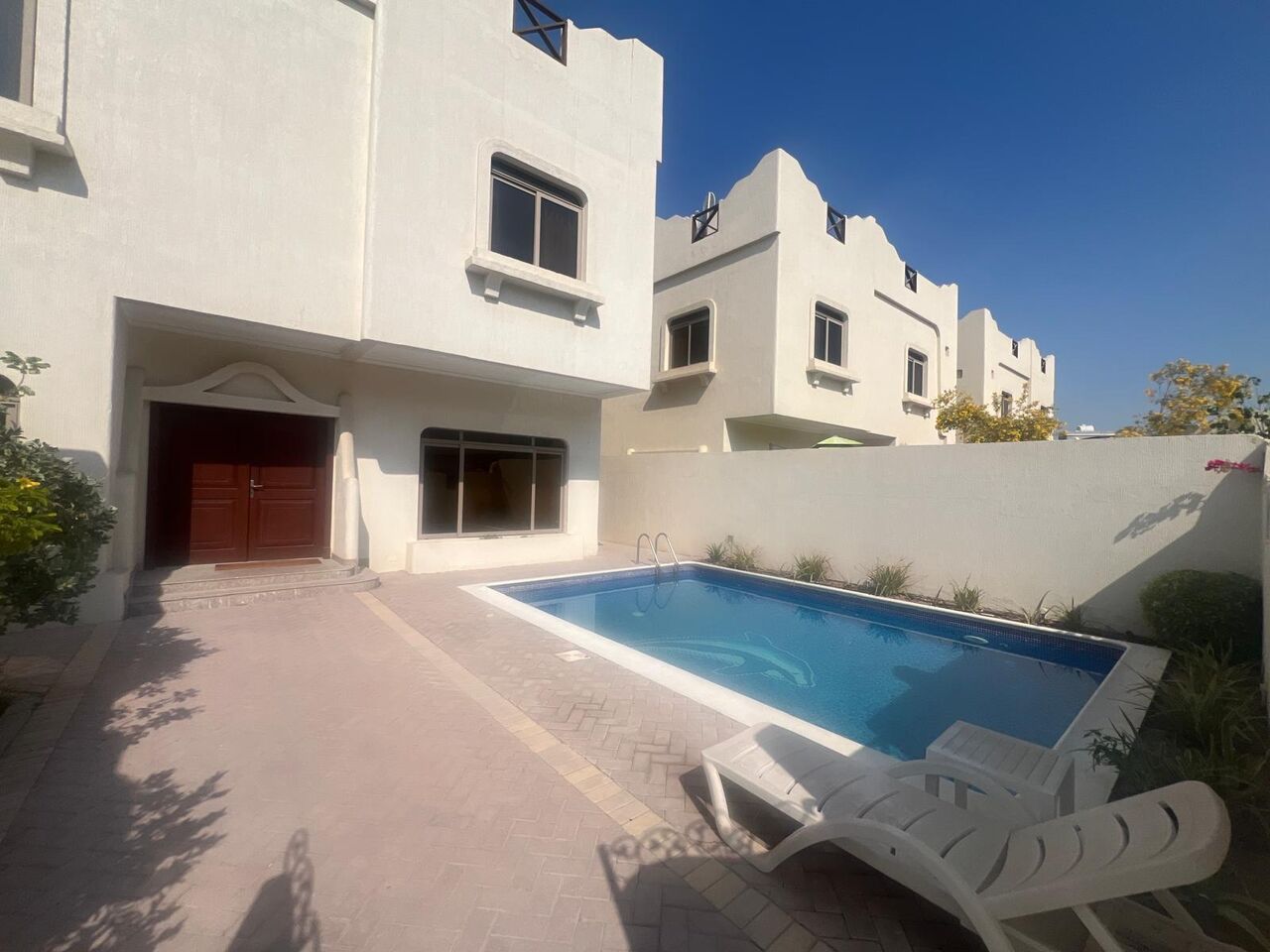 Saar, Villas, BHD 950,  Exclusive ! Private Pool ! Compound Villa