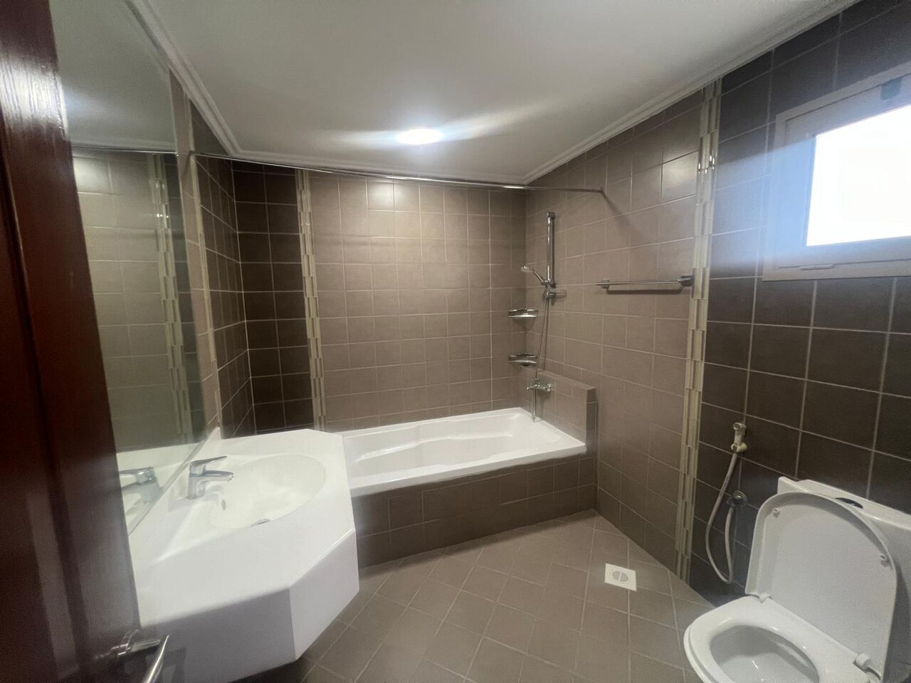 Saar, Villas, BHD 950,  Exclusive ! Private Pool ! Compound Villa