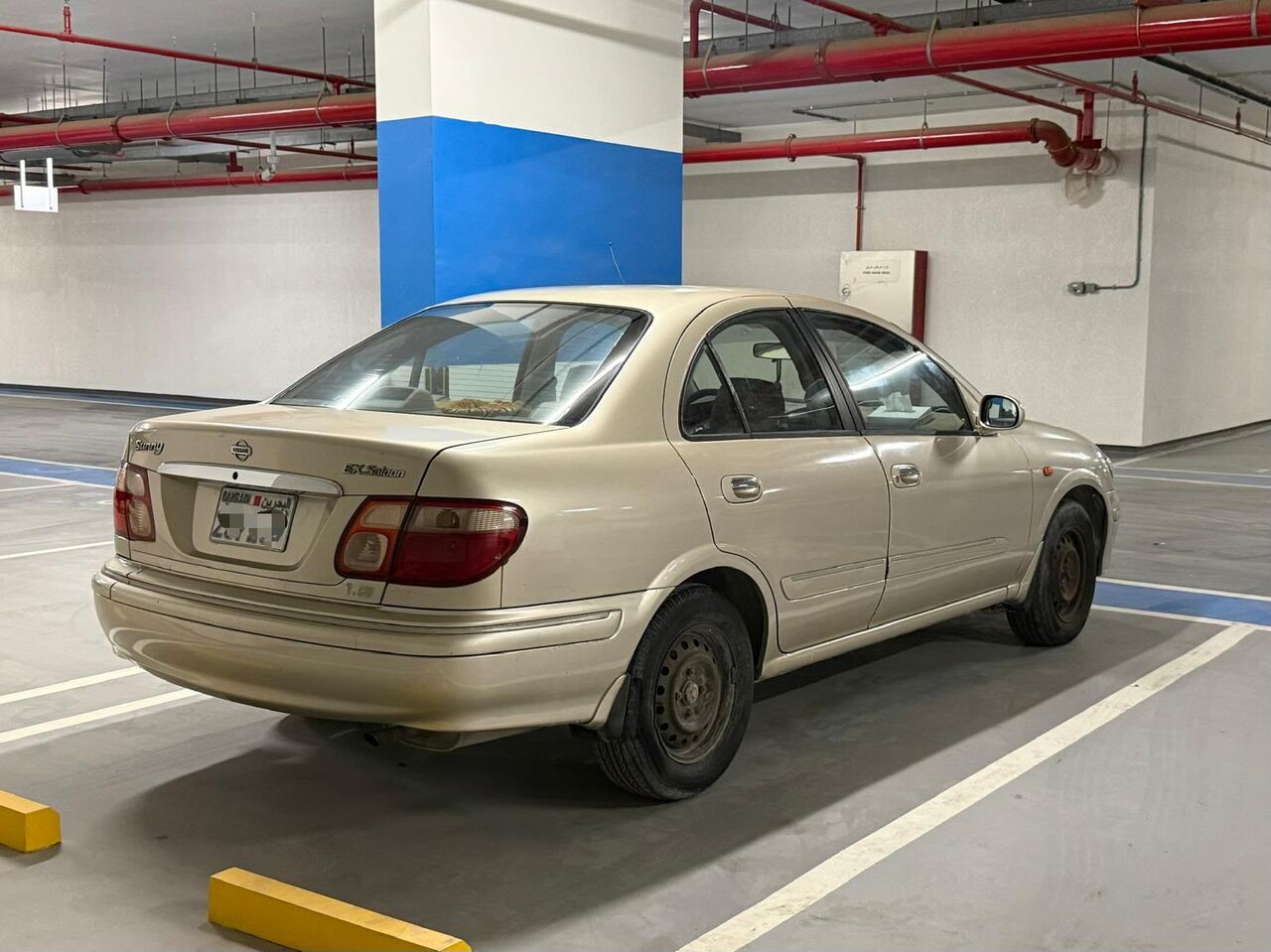 Manama, Vehicles, Cars & Trucks , BHD 680,  Nissan Sunny,  2003,  Automatic,  2335667 KM,  Urgent Sale