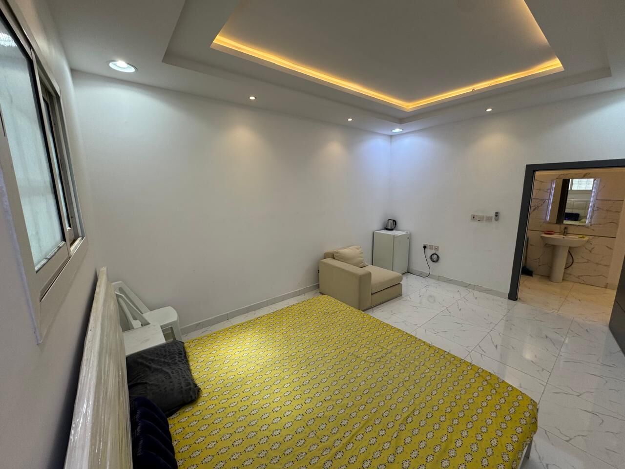 Tuwaiq, Sublets, SAR 1600/month,  Studio,  Fully Furnished, Independent, For Executive (1) Bachelor Only