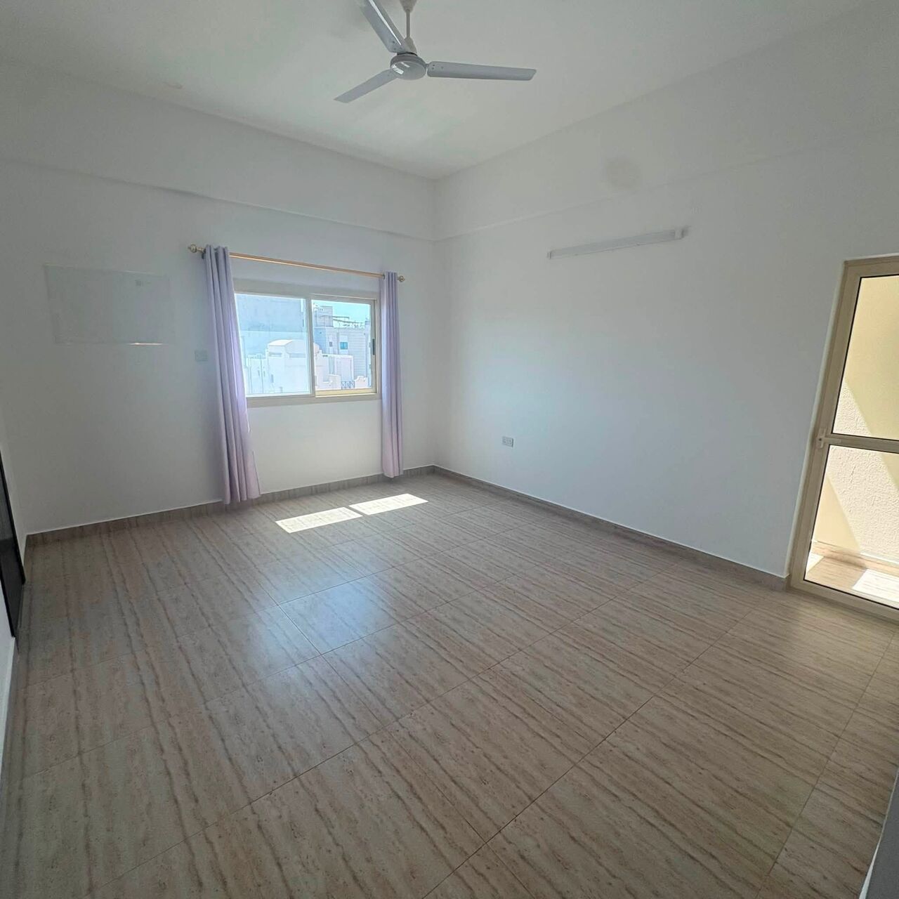 Adliya, Housing Exchanges, BHD 300/month,  2 BR,  140 Sq. Meter,  UNLIMITED EWA Big 2 Bed Room Apartment In New Energy Efficient Building Next To KFH