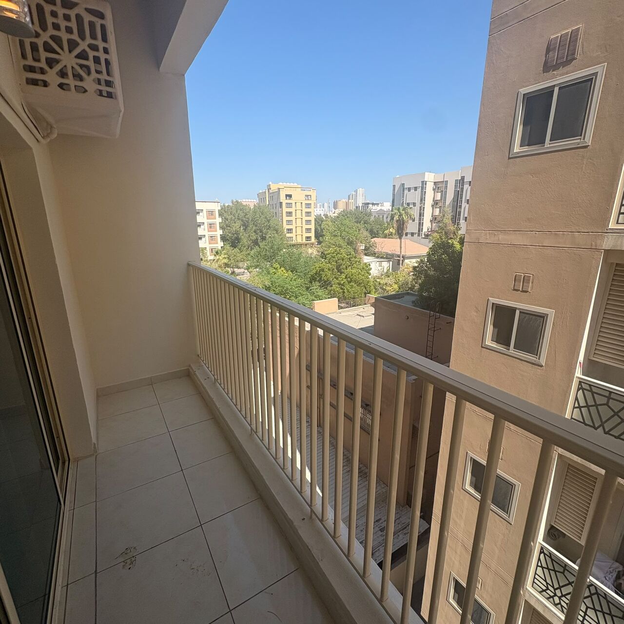 Adliya, Housing Exchanges, BHD 250/month,  2 BR,  150 Sq. Meter,  SPACIOUS 2 Bedroom 2 Bathroom Flat For Rent In Adliya Adliya Near To Al Hilal Hospital, HS