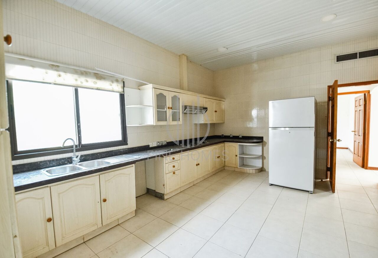 Saar, Villas, BHD 650,  COMPOUND VILLA | PRIVATE GARDEN | SPACIOUS