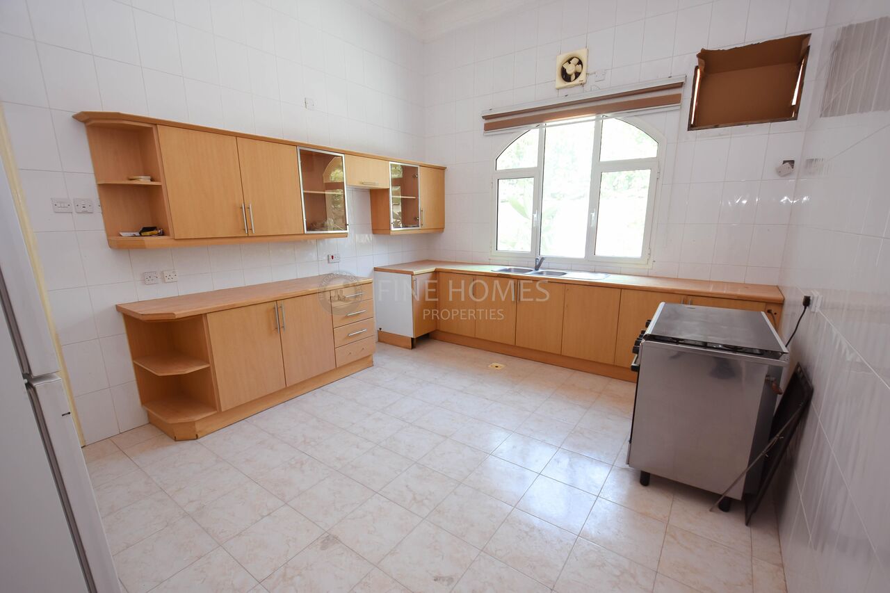 Saar, Villas, BHD 500,  Ultra Spacious SF  Compound Villa Near Saar
