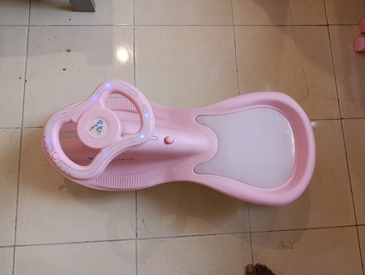 Jeddah, Baby & Kid Stuff, SAR 100,  Swing Car , For Kids