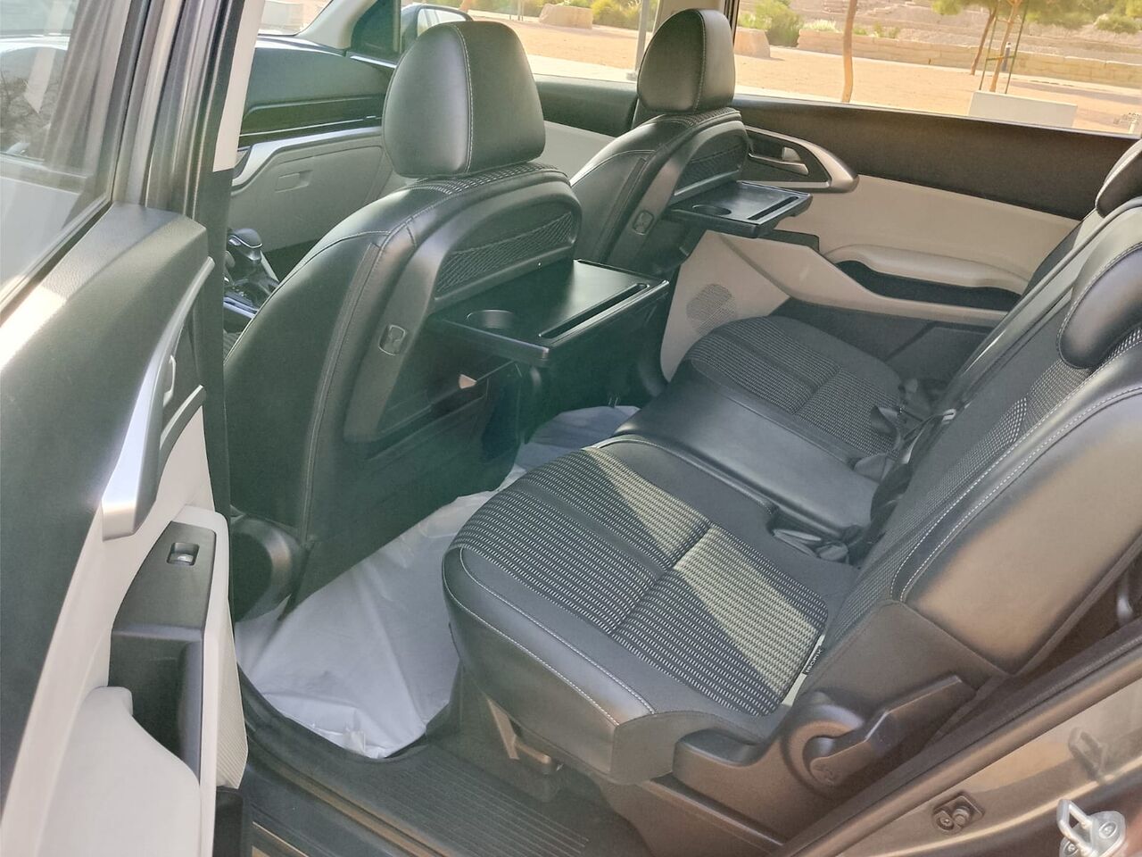 Riyadh, Vehicles, Cars & Trucks , SAR 59,  Kia Carens,  2023,  Automatic,  58 KM,  Riyadh Swidi