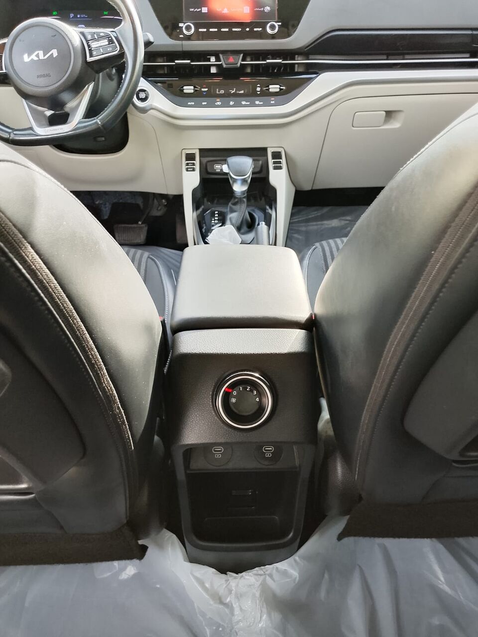 Riyadh, Vehicles, Cars & Trucks , SAR 59,  Kia Carens,  2023,  Automatic,  58 KM,  Riyadh Swidi
