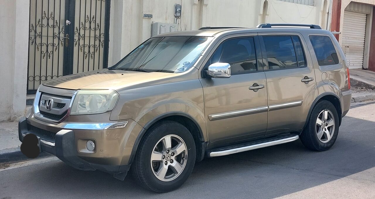 Khobar, Vehicles, Cars & Trucks , SAR 26,  Honda Pilot,  2010,  Automatic,  250450 KM,     Well-maintained Family Car