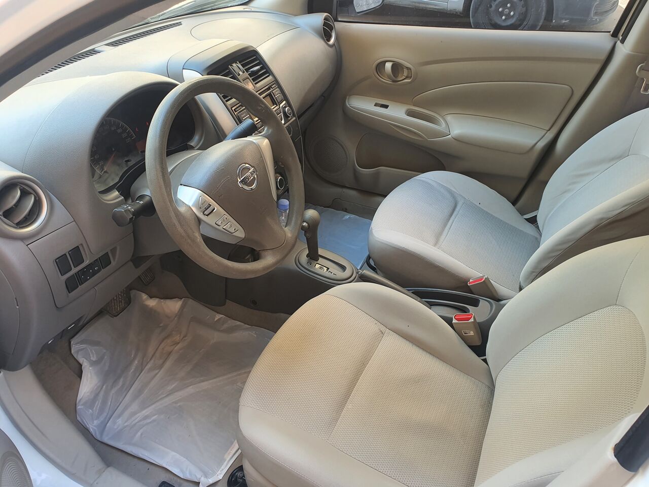 Riyadh, Vehicles, Cars & Trucks , SAR 17000,  Nissan Sunny,  2015,  Automatic,  210000 KM,