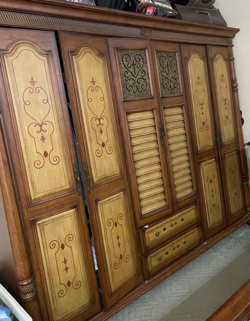 Riyadh, Furniture, SAR 1000,  HOUSEHOLD ITEMS FOR SALE