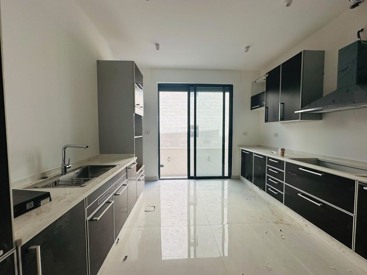 Abdoun, Apartments, Flats, Houses & Villas, JOD 22000/year,  Furnished,  3 BR,  170 Sq. Meter,  Ground Floor Apartment For Rent