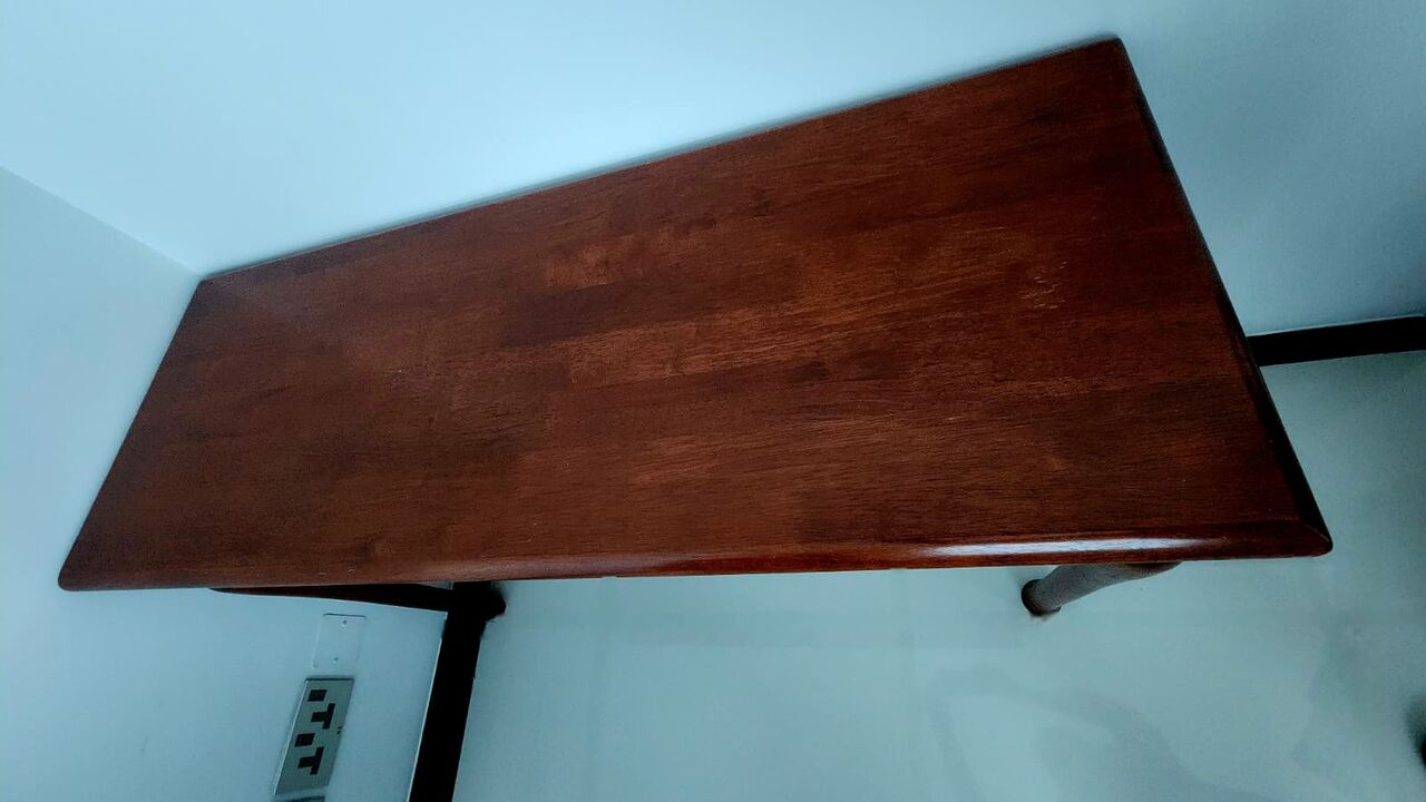 Juffair, Furniture, BHD 25,  Classic Solid Wood Console / Hallway Table