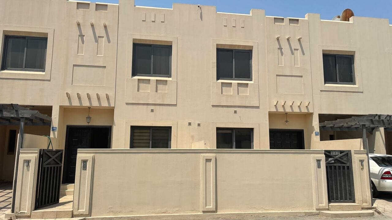 Juffair, Villas, BHD 450,  350 Sq. Meter,  VILLA WITH PRIVATE POOL |  3 BEDROOMS | RENT 450 BHD  | JUFFAIR