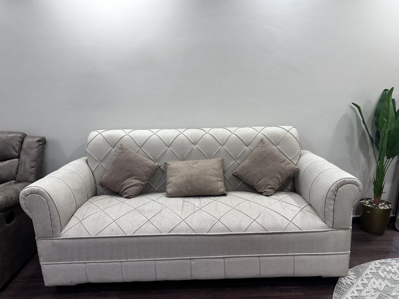 Jubail Industrial City, Furniture, SAR 1500,  I Want To Sell Majlis And A 3 Seater Sofa Which Is In Excellent Condition