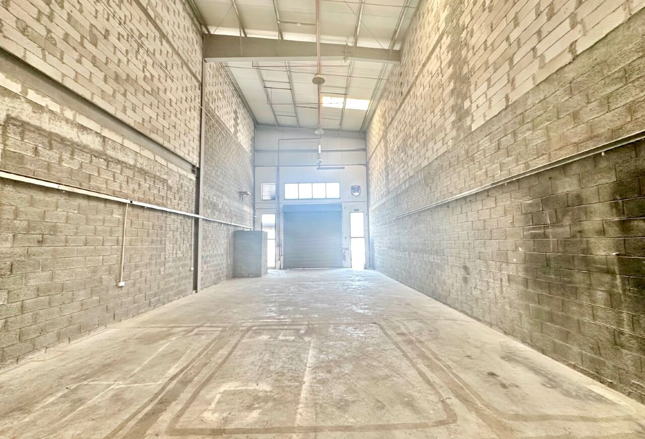 Hidd, Warehouses, BHD 600,  SPACIOUS WAREHOUSE FOR SALE | 210 SQM