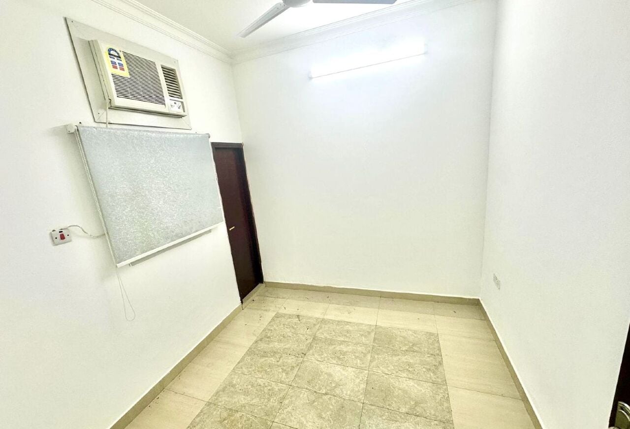 Hoora, Apartments, Flats, Houses & Villas, BHD 180/month,  2 BR,  AFFORDABLE 2BHK FLAT | PRIME LOCATION | HOORA