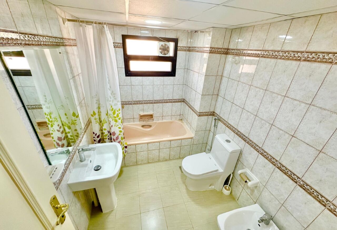 Zinj, Apartments, Flats, Houses & Villas, BHD 450/month,  Furnished,  3 BR,  MODERN 3BR FULLY FURNISHED APARTMENT | WITH POOL
