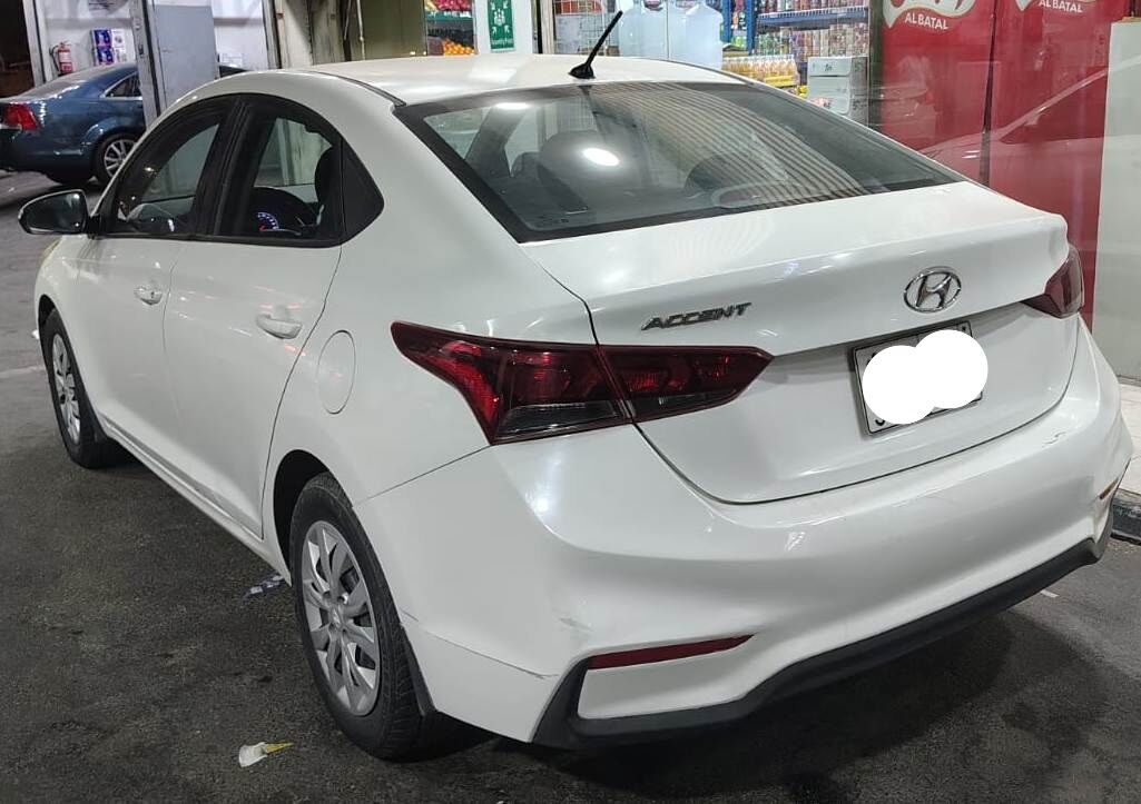 Jeddah, Vehicles, Cars & Trucks , SAR 28500,  Hyundai Accent,  2020,  Automatic,  188000 KM,   |  | White | هيونداي أكسنت