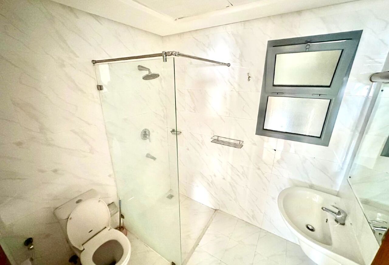 Manama, Apartments, Flats, Houses & Villas, BHD 220/month,  2 BR,  SEMI FURNISHED 2BHK FLAT | WITH PARKING