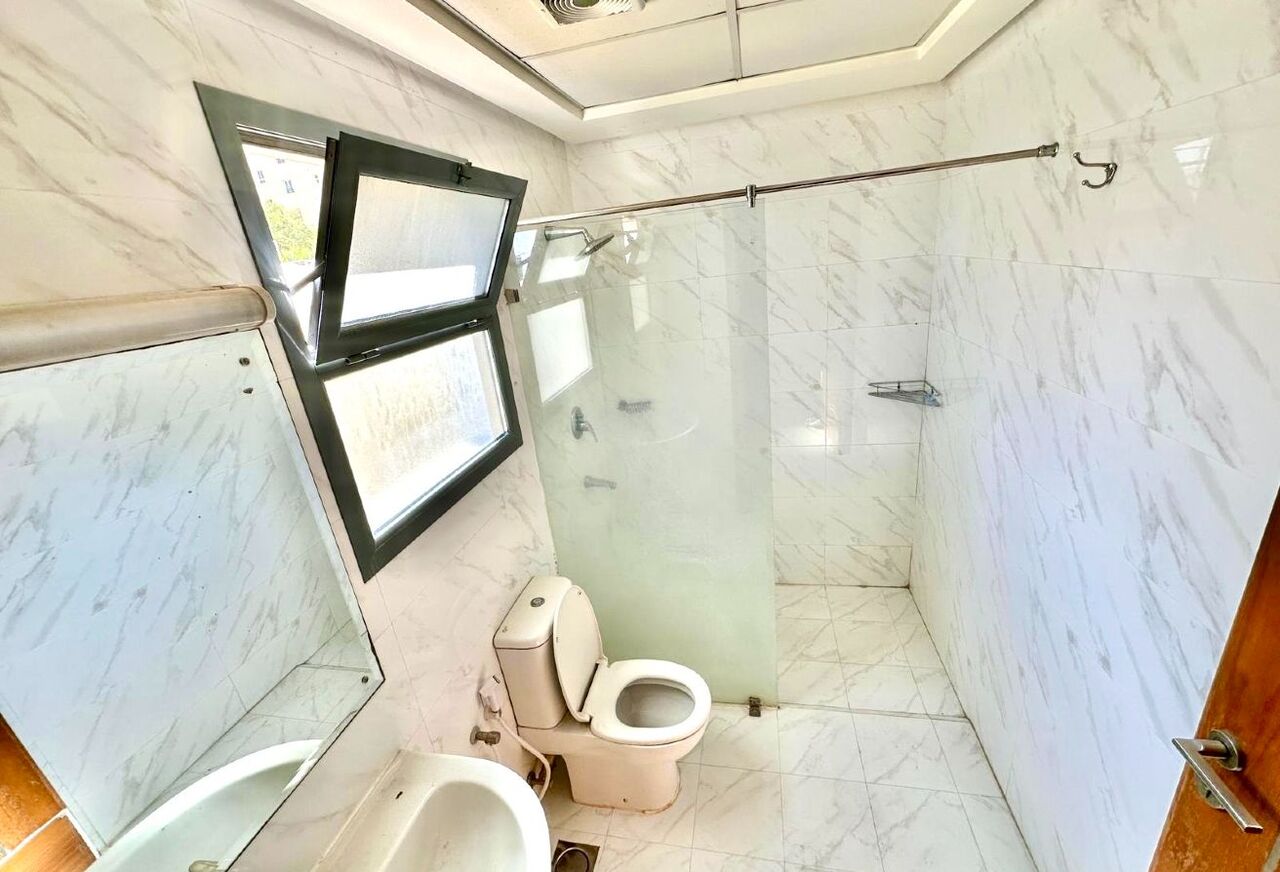Manama, Apartments, Flats, Houses & Villas, BHD 220/month,  2 BR,  SEMI FURNISHED 2BHK FLAT | WITH PARKING