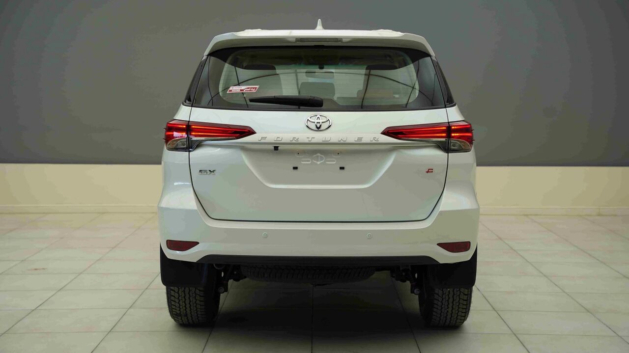 Riyadh, Vehicles, Cars & Trucks , SAR 7000,  Toyota Fortuner,  2026,  Automatic,  6000 KM,  Available On Rent