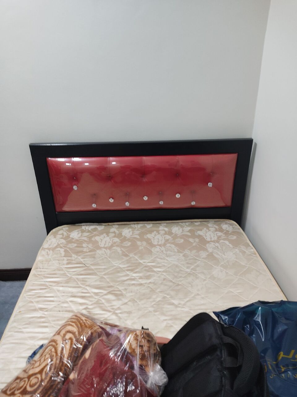 Jubail, Furniture, SAR 375,  I Am Selling Bed With Mattress, Semi Automatic Washing Machine