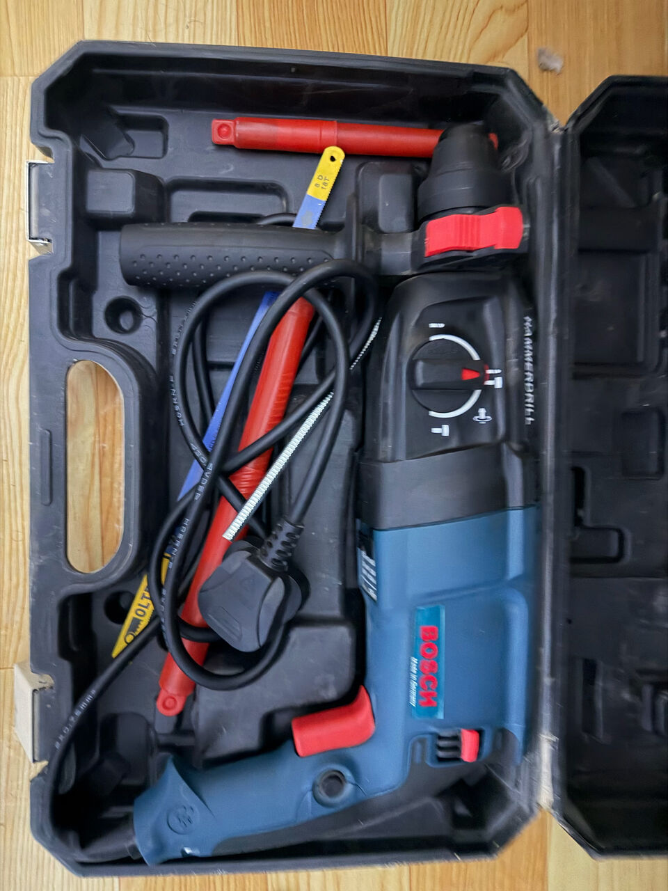 Umm Al Hamam, Machinery, SAR 500,  Bosch GBH 2-26 Rotary Hammer Drill (SDS-Plus, 800W) - Made In Germany