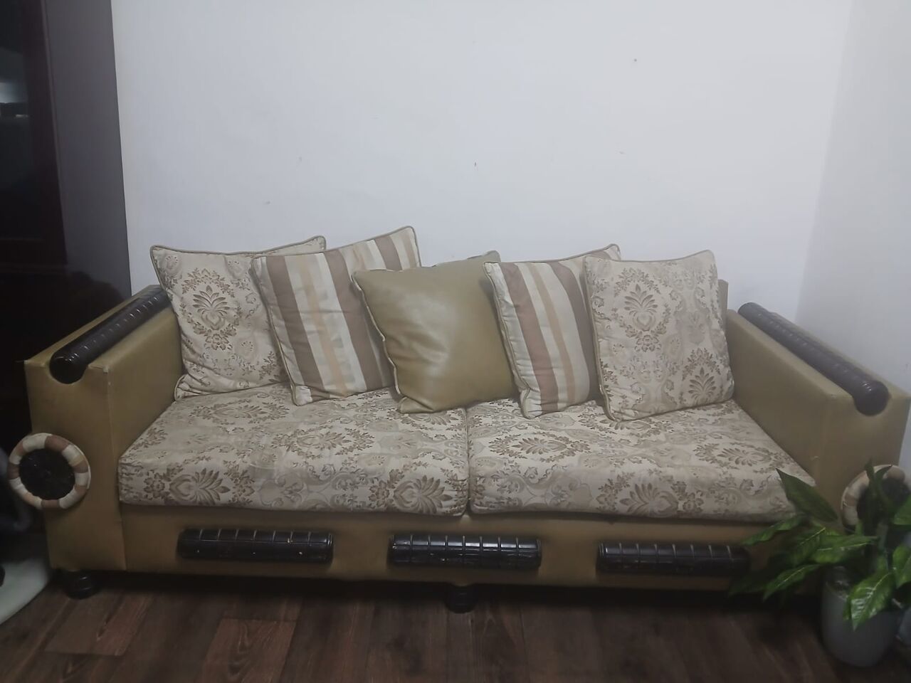 Riyadh, Furniture, SAR 399,  Brown Sofa In A Very Cheap Price