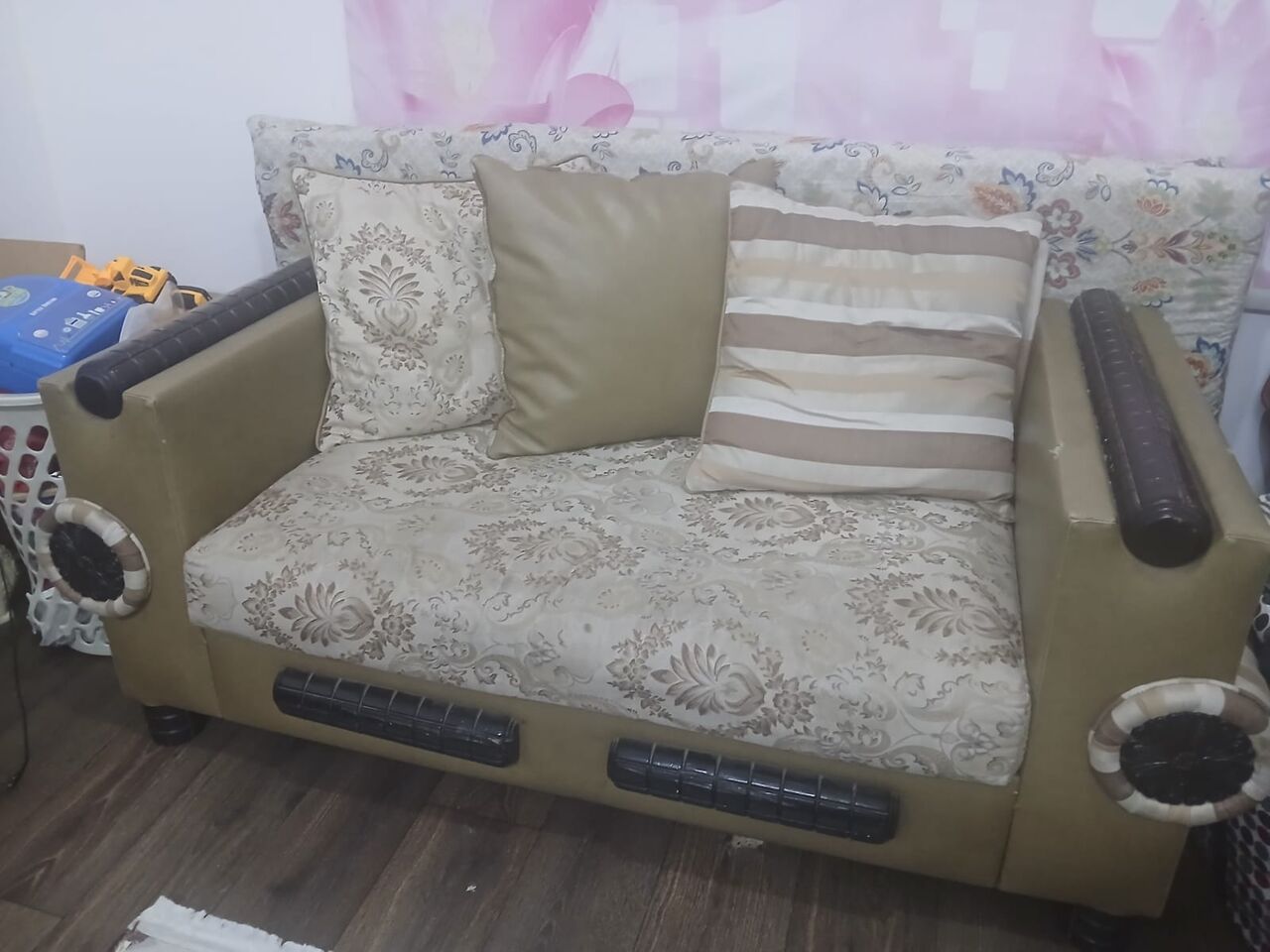 Riyadh, Furniture, SAR 399,  Brown Sofa In A Very Cheap Price