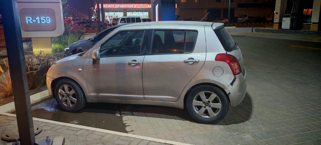Jeddah, Vehicles, Cars & Trucks , SAR 10000,  Suzuki Swift 2010 For Sale,  2010,  Manual,  220000 KM,