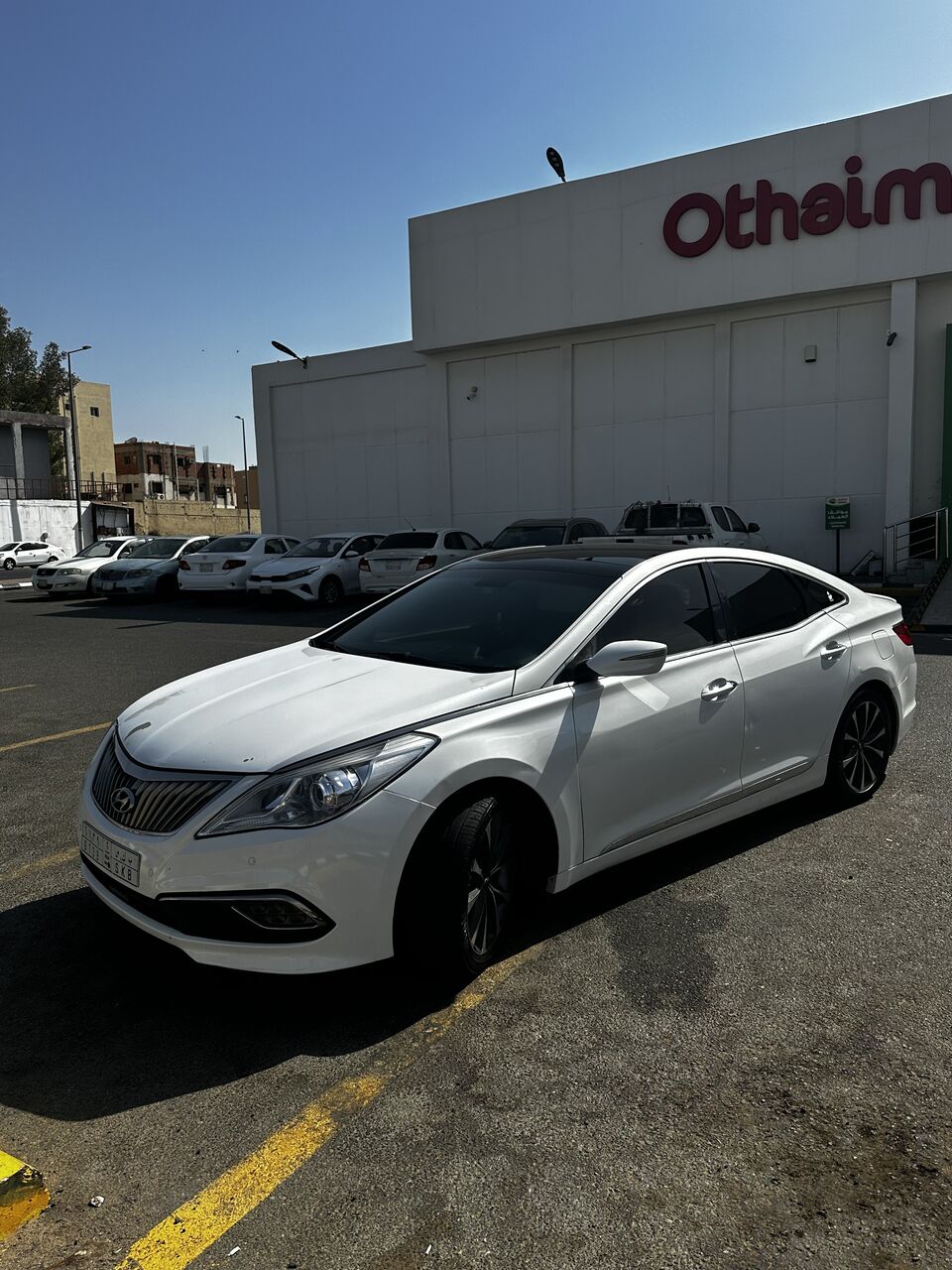 Makati City, Vehicle Lease Transfer, Sr 30000,  Hyundai Azera 2013