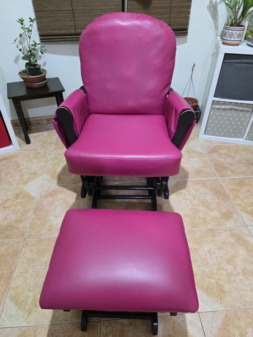 Riyadh, Furniture, SAR 250,  Rocking Chair With Ottoman