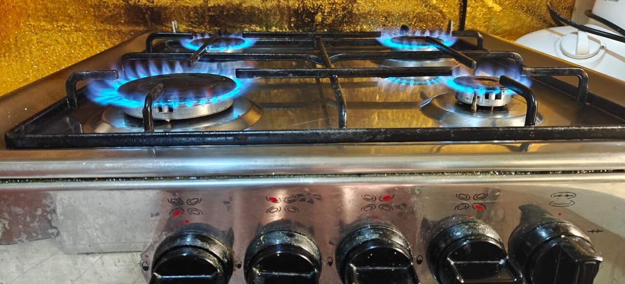 Al Rawdah, Appliances, SAR 400,  Excellent Condition 4 Burner Stove