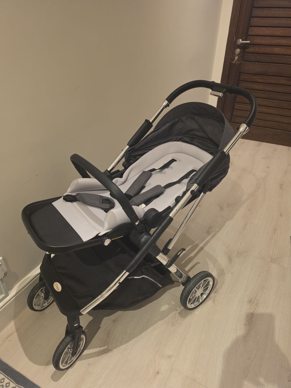 Hittin, Baby & Kid Stuff, SAR 350,  Hibobi 2 Way Stroller