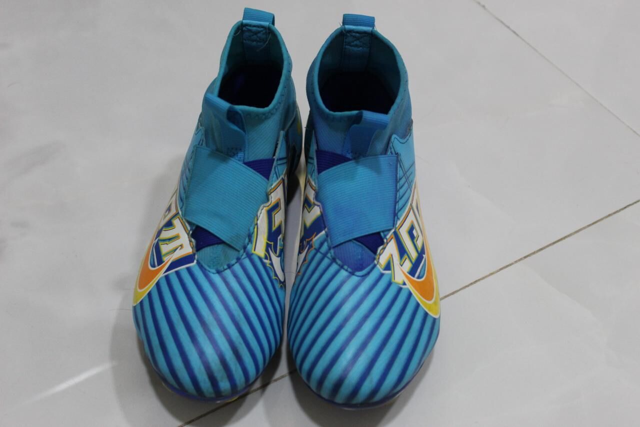 Riyadh, Clothing & Accessories, SAR 200,  Nike Mercurial X Air Zoom Football Shoe Size UK-5 EUR-38 24cm BR-36 CN-240