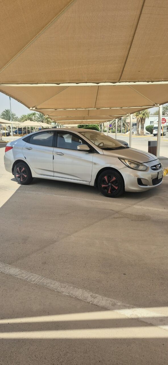 Hofuf, Vehicles, Cars & Trucks , SAR 20000,  Hyundai Accent,  2012,  Manual,  319000 KM,  Good Condition  For Sale