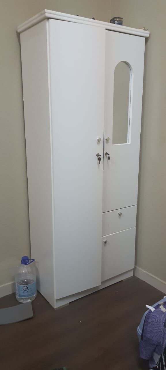 Al Sulaymaniyyah, Air Conditioners, SAR 10,  Window AC And Cupboard / Wardrobe ( Wooden) For Sale.  Please Contact On Whatsapp.  +91871