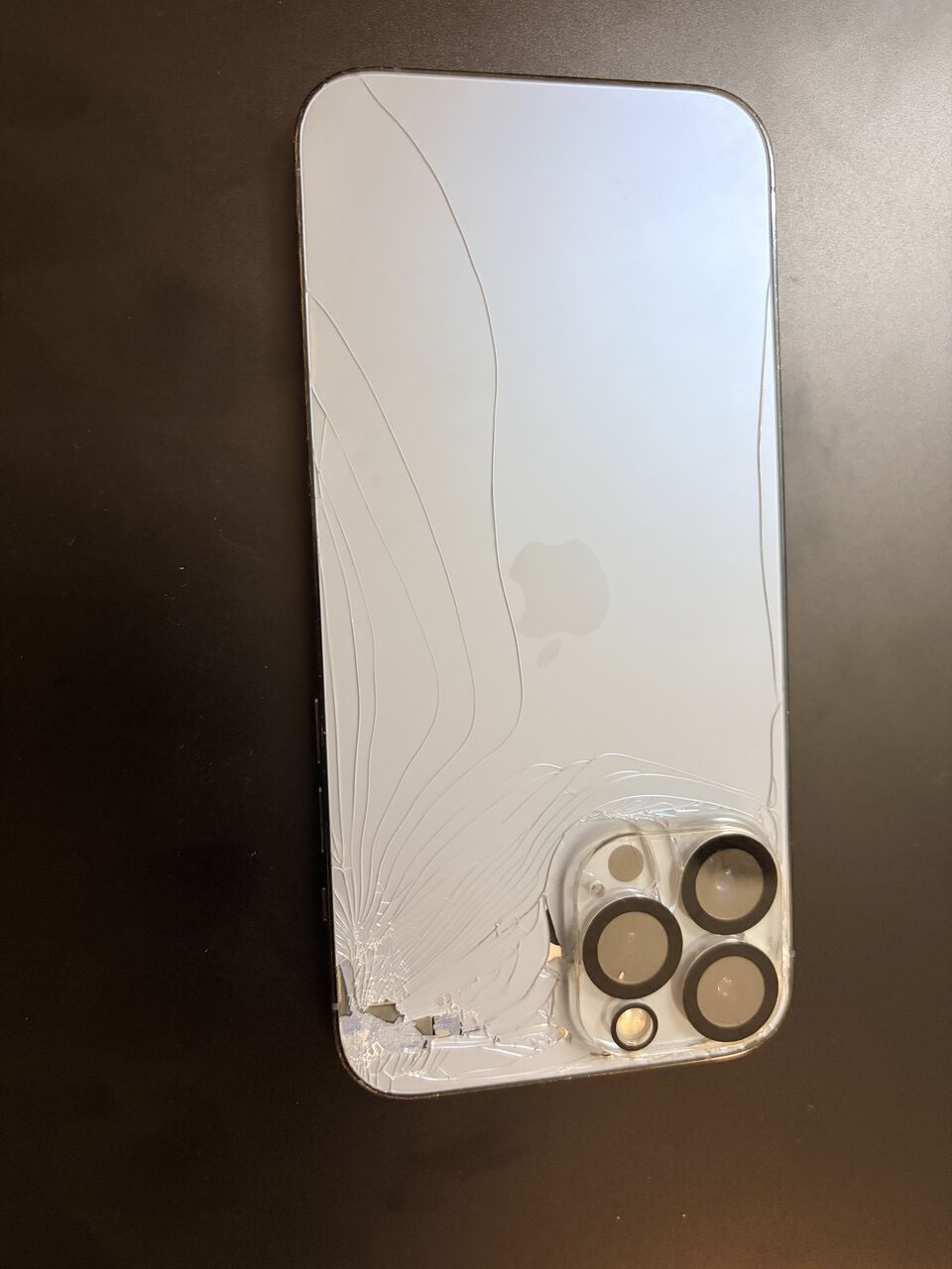 Riyadh, Mobile Phones, SAR 1000,  Iphone 13 Pro Max 256GB With Charging Cable