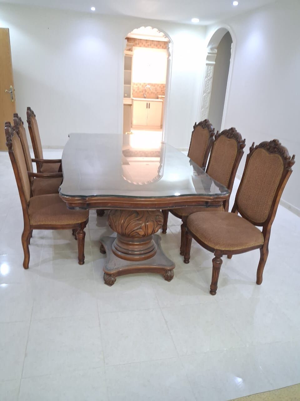 Riyadh, Furniture, SAR 2000,  Dinining Table For Sale + TV Trolley