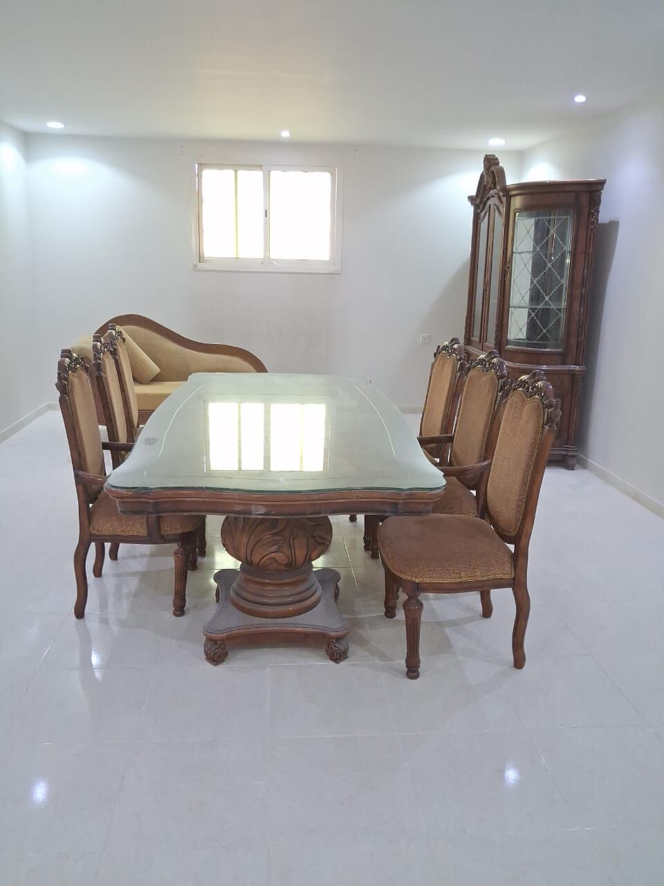 Riyadh, Furniture, SAR 2000,  Dinining Table For Sale + TV Trolley