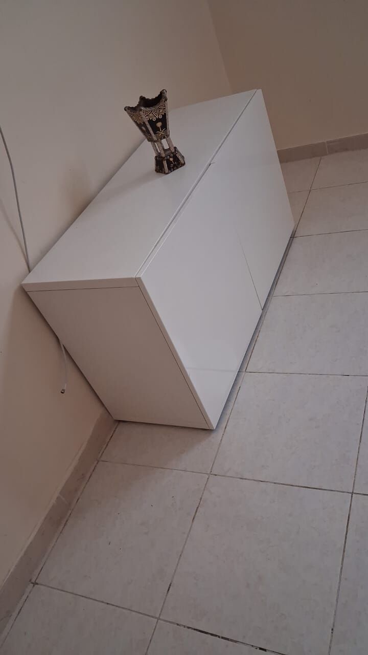 Riyadh, Furniture, SAR 2000,  Dinining Table For Sale + TV Trolley