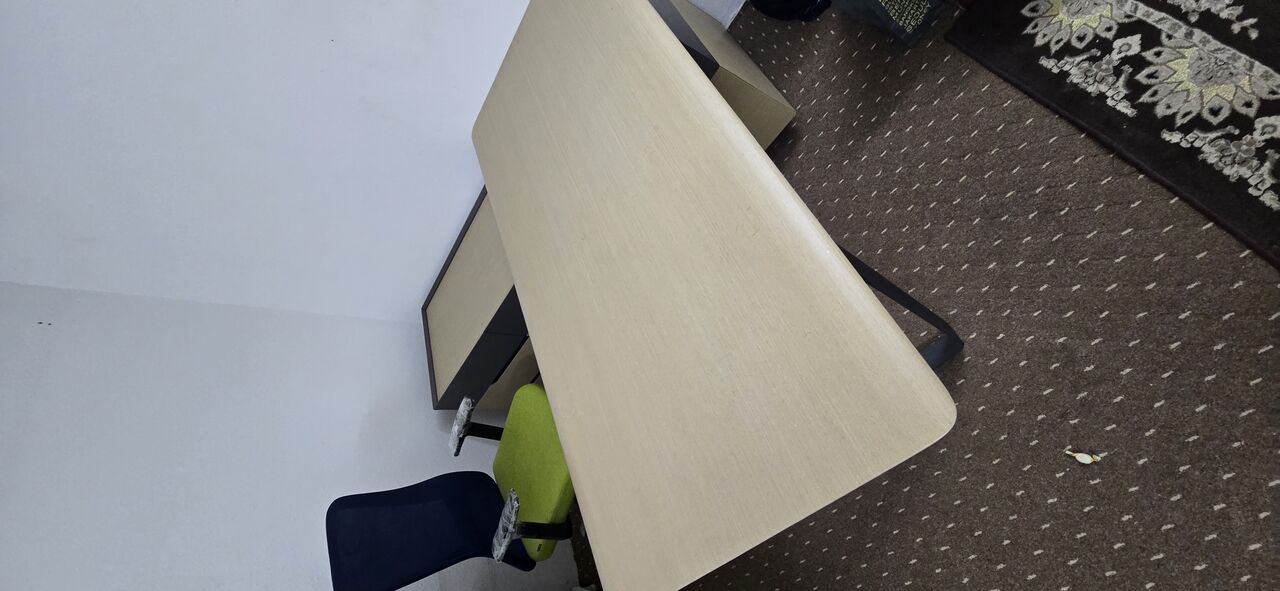 Riyadh, Furniture, SAR 500,  Beatulful L Shape Desk For SAR 500 Only (Original Price 4000)