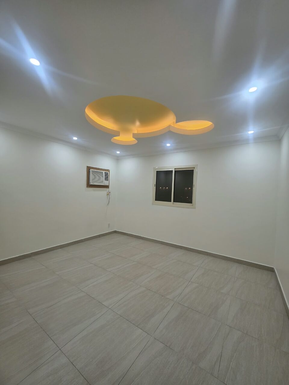 Al Aziziyah, Apartments, Flats, Houses & Villas, SAR 26600/year,  4 BR,  4 Bedrooms, A Hall,3 Bathrooms, A Kitchen,with Air Conditioners Installed