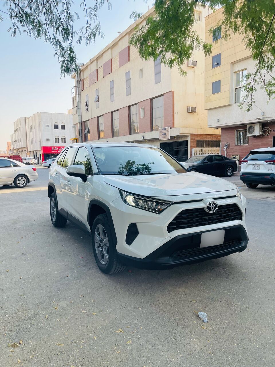 Al Malaz, Vehicles, Cars & Trucks , SAR 79000,  Toyota RAV4,  2023,  Automatic,  64000 KM,    Mode 4x2 , Single Owner.